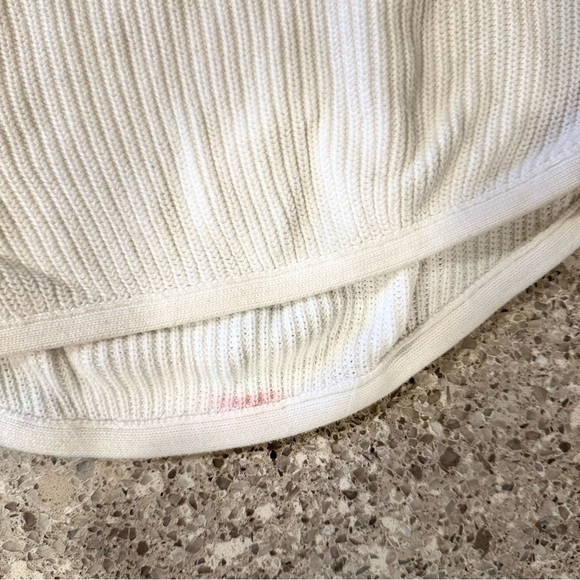 Express Women's Oversized White Sweater - Size XS - Picture 4 of 8